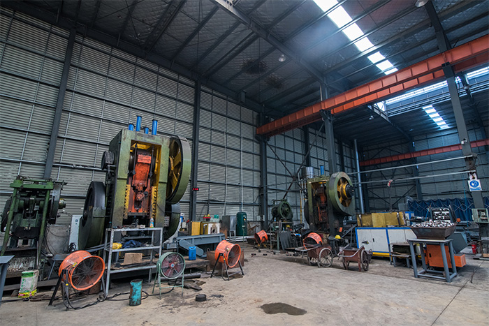 东乡县网架配件-锥头加工车间